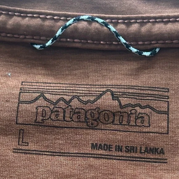 PATAGONIA LONG SLEEVED CAPILENE COOL DAILY GRAPHIC SHIRT MEN'S Size L. - Picture 4 of 8